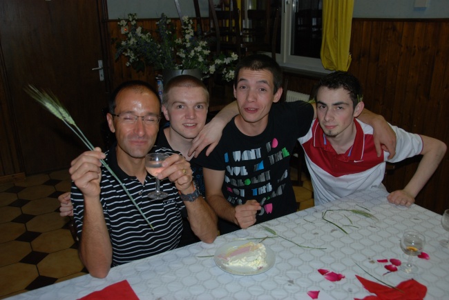 AG2010 (8)