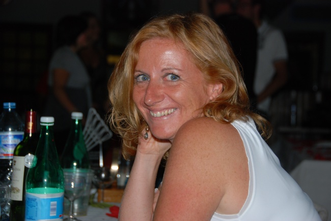 AG2010 (99)